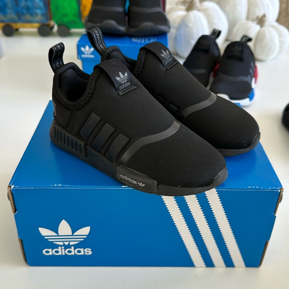 Adidas NMD 360 Toddler 10